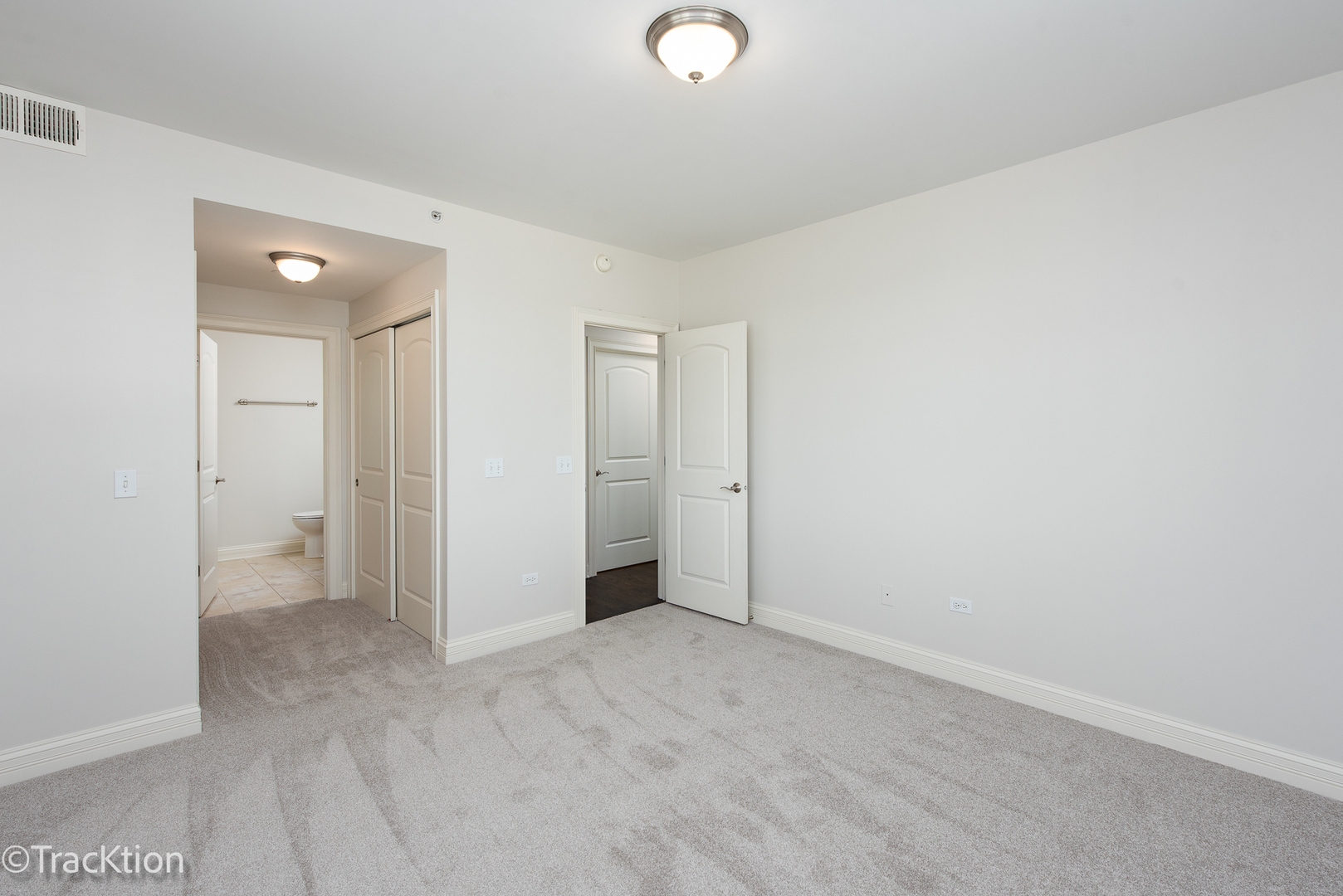 310 S Main Street 202 Property Photo 7