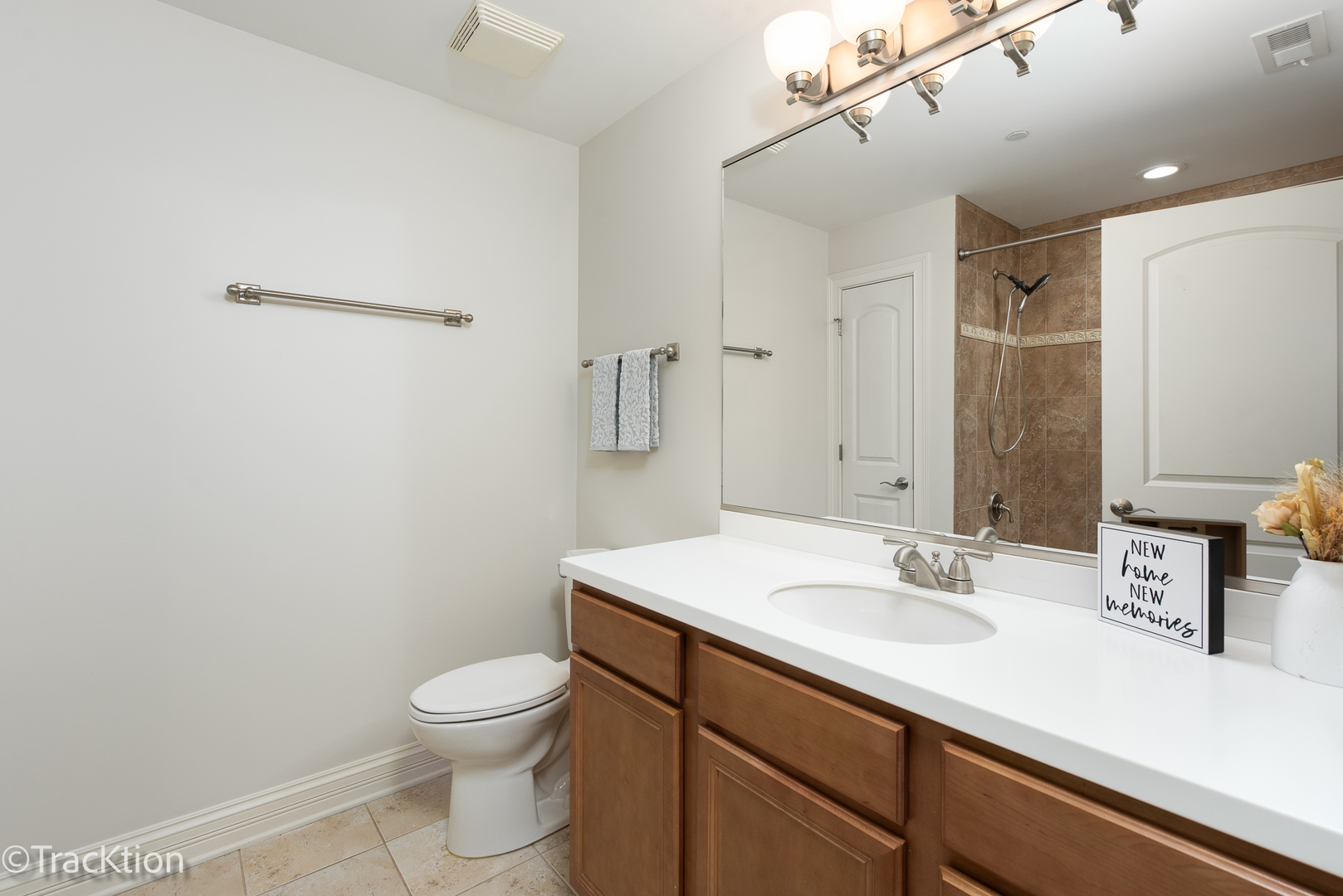 310 S Main Street 202 Property Photo 8