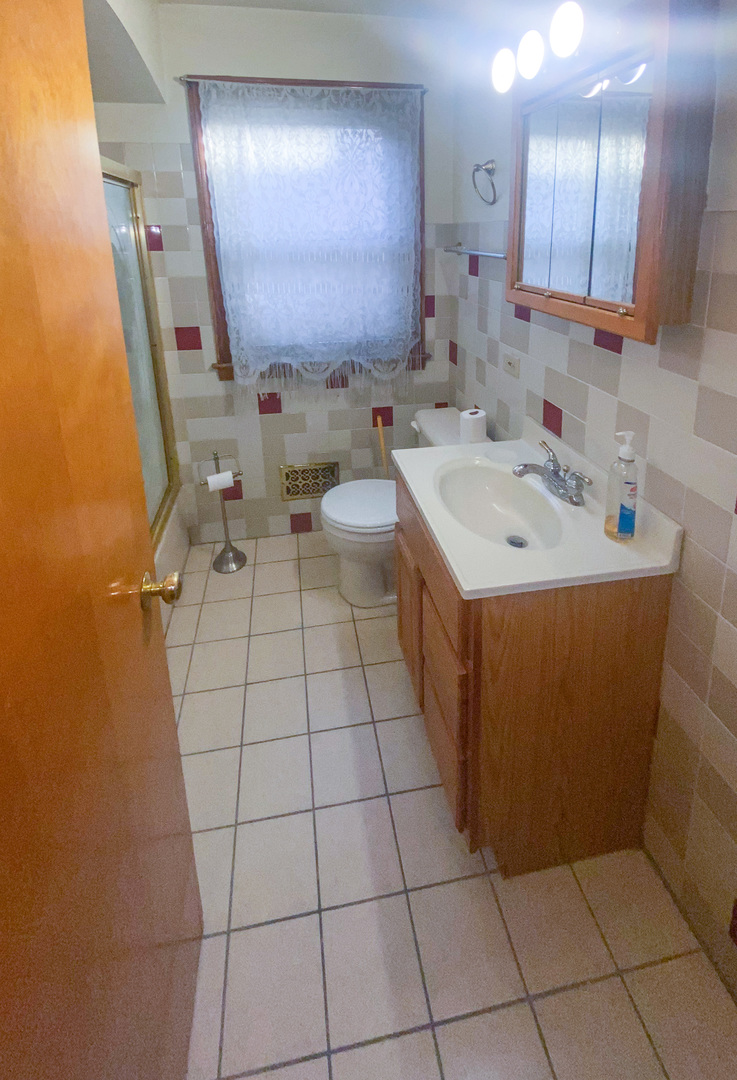 12632 S Emerald Avenue Property Photo 6