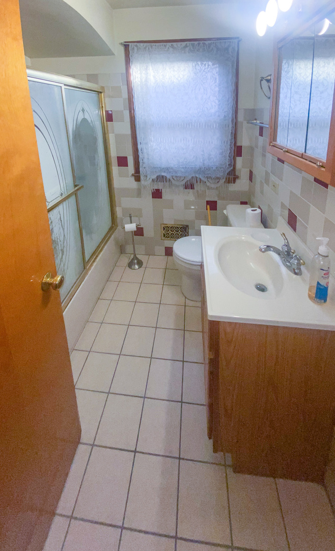 12632 S Emerald Avenue Property Photo 7