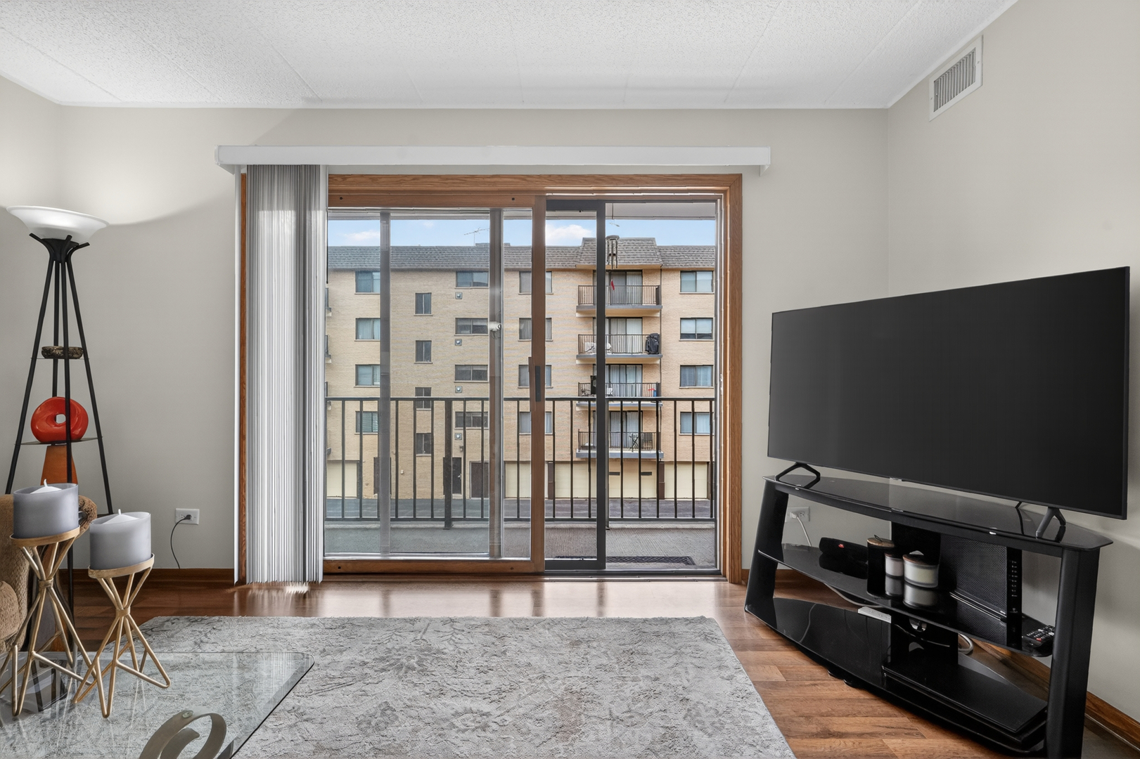 1454 Ashland Avenue 305 Property Photo 5