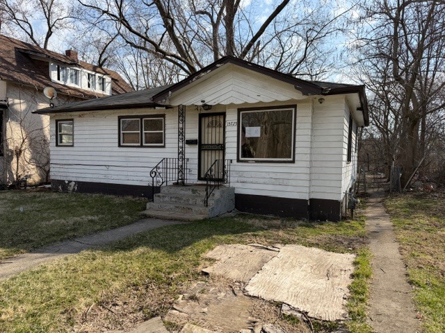 15725 Loomis Avenue Property Photo 1