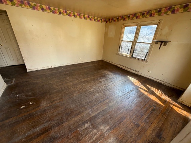 15725 Loomis Avenue Property Photo 2