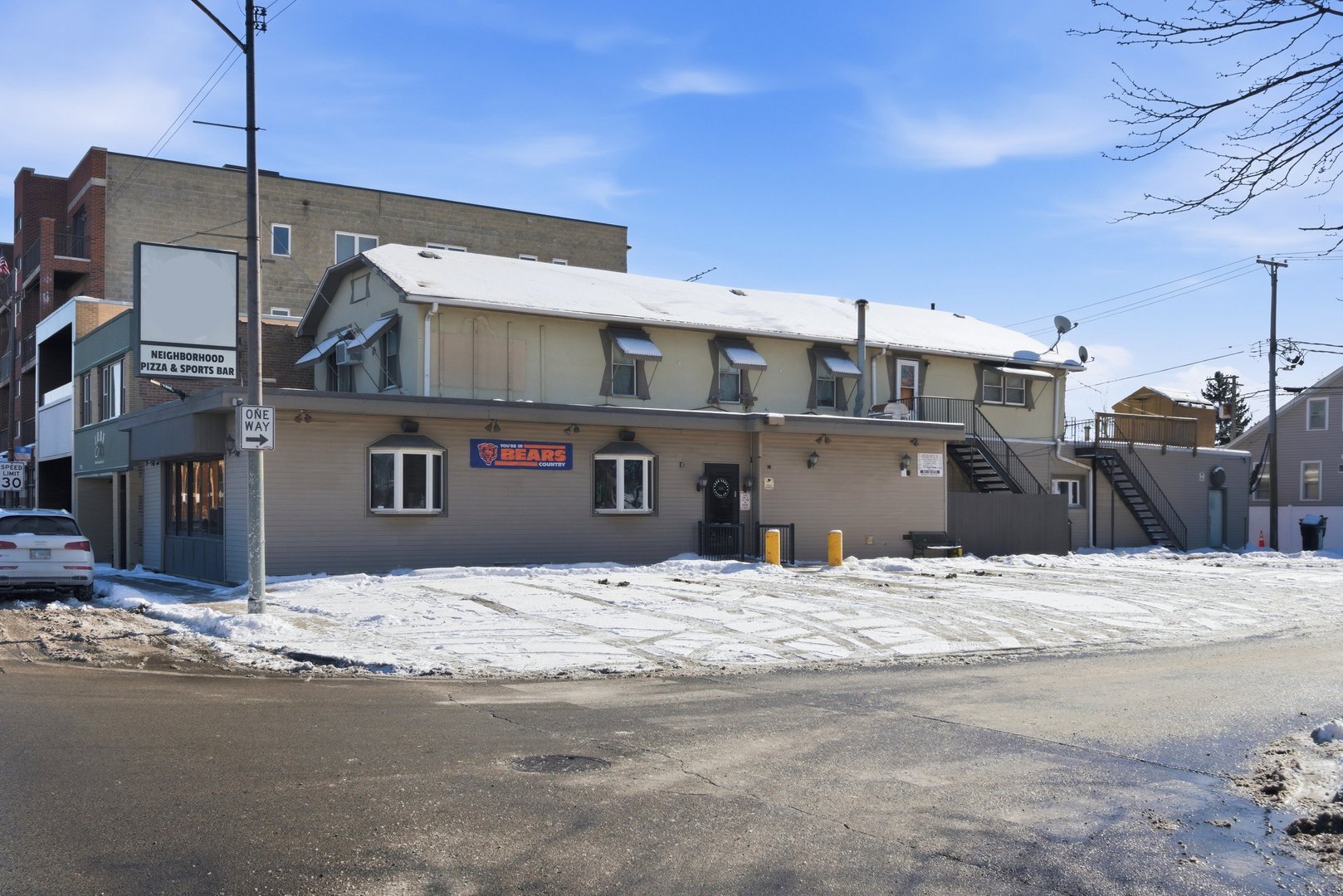 7455 W Irving Park Road Property Photo 1