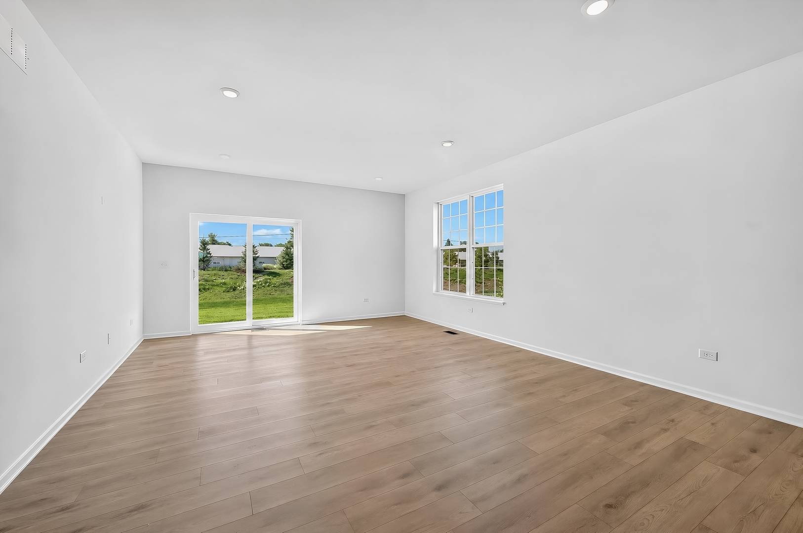 15050 S Darr Drive Property Photo 5