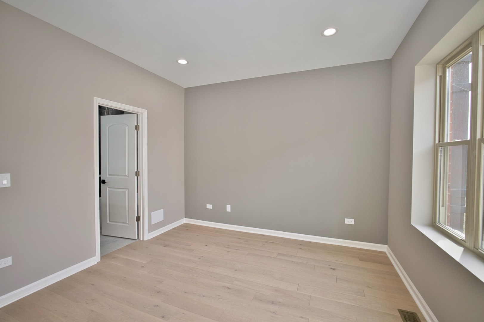 350 E Eastgate Place Property Photo 10