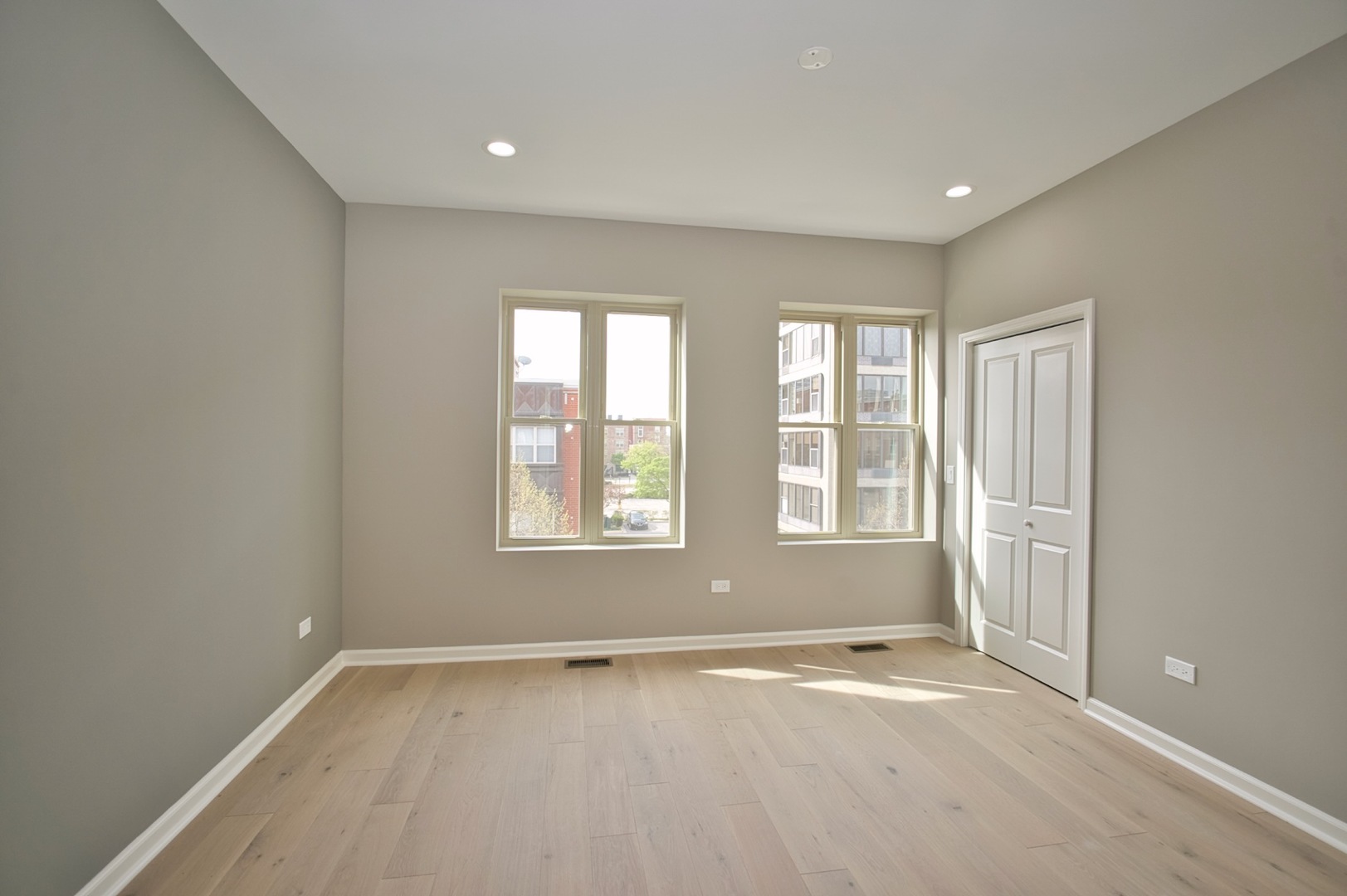 350 E Eastgate Place Property Photo 12