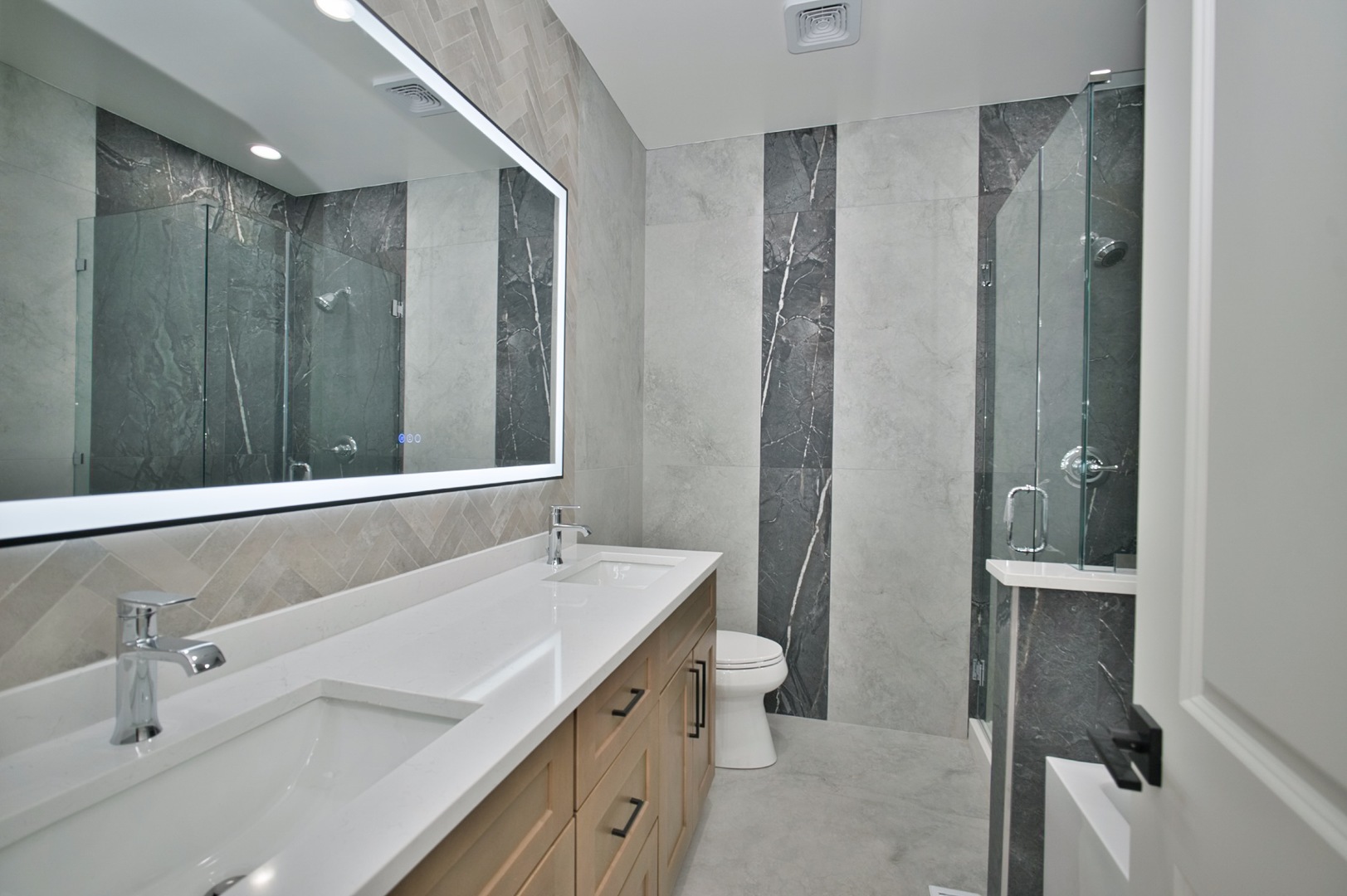350 E Eastgate Place Property Photo 13