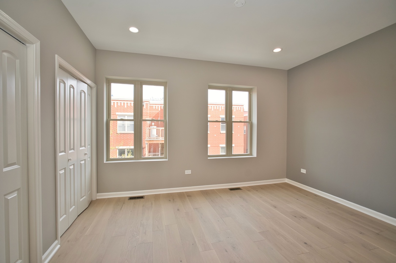 350 E Eastgate Place Property Photo 16