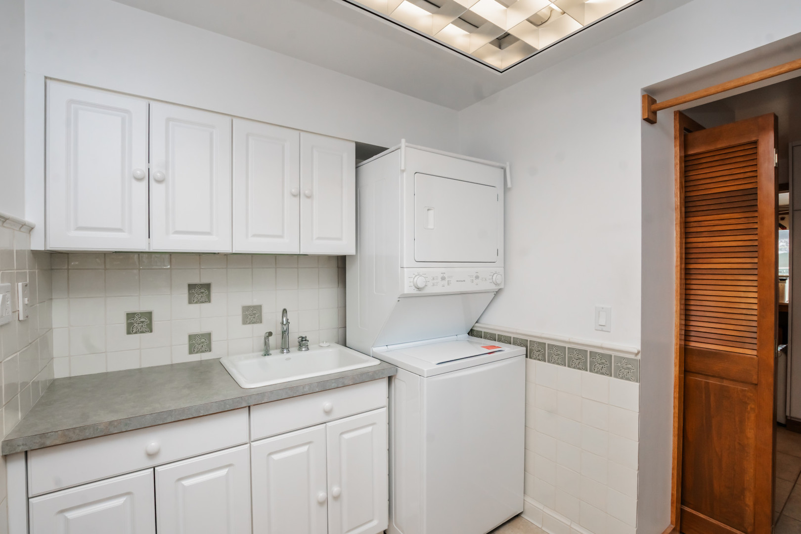 3843 Springdale Avenue Property Photo 25
