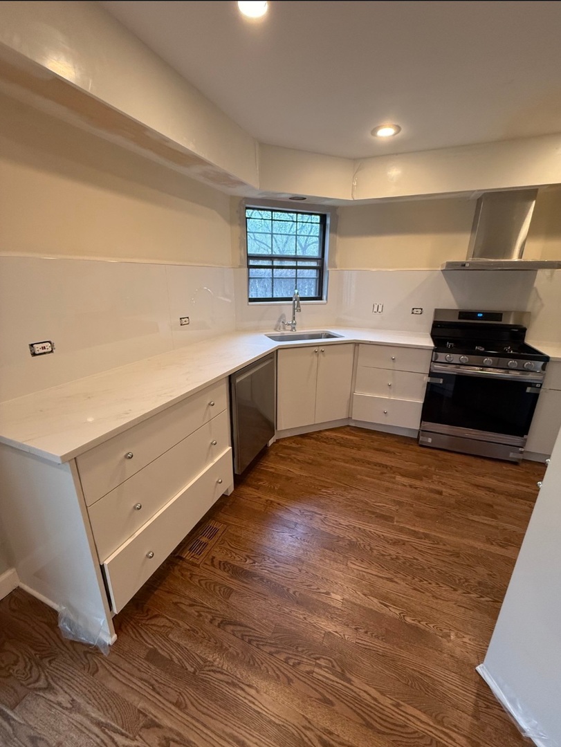 1203 Hobson Oaks Drive Property Photo 14