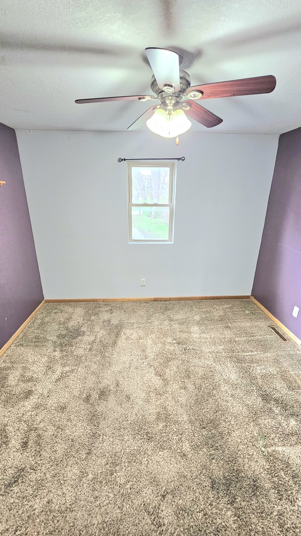 1100 S Lincoln Avenue Property Photo 19