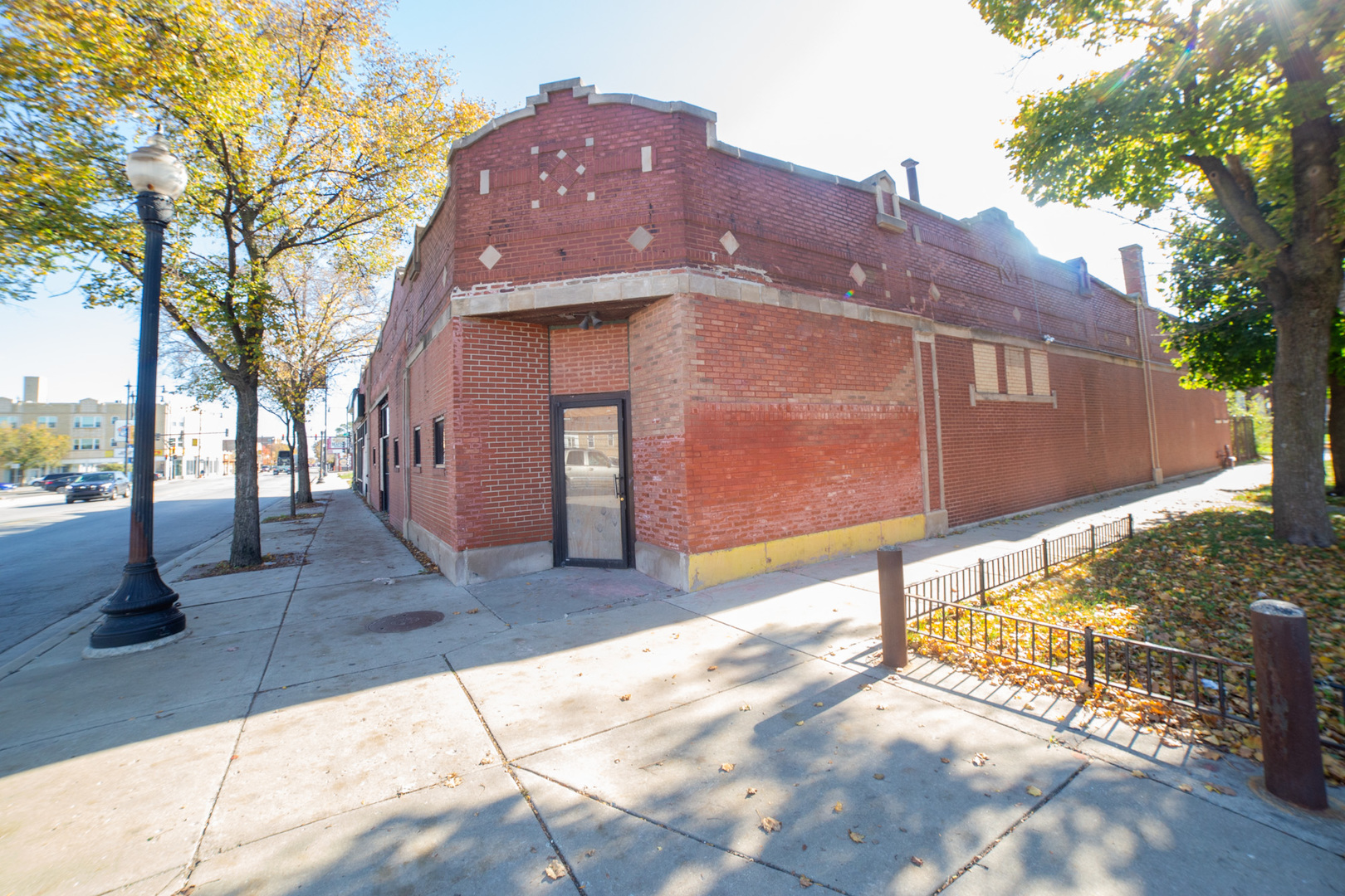 1423 W 79th Street Property Photo 1