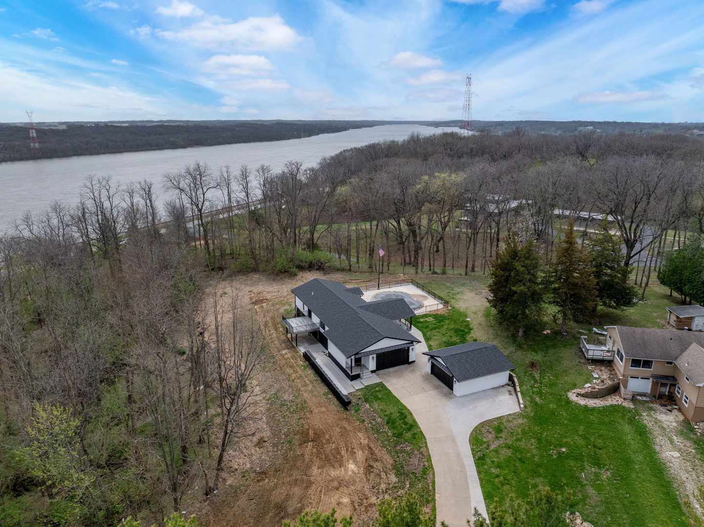 218 Bluff Boulevard Property Photo 52