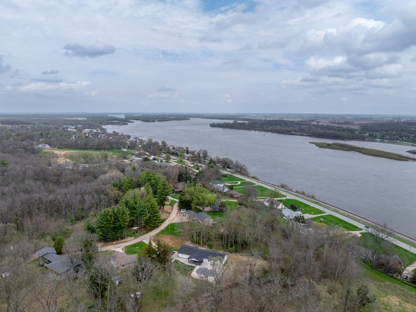 218 Bluff Boulevard Property Photo 64