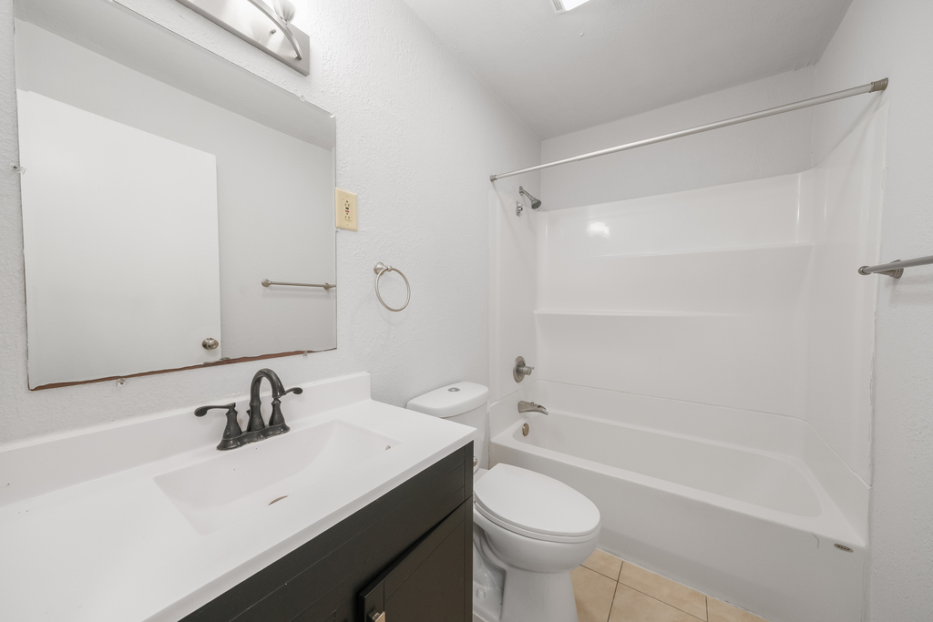 313 E Pembroke Street Property Photo 14