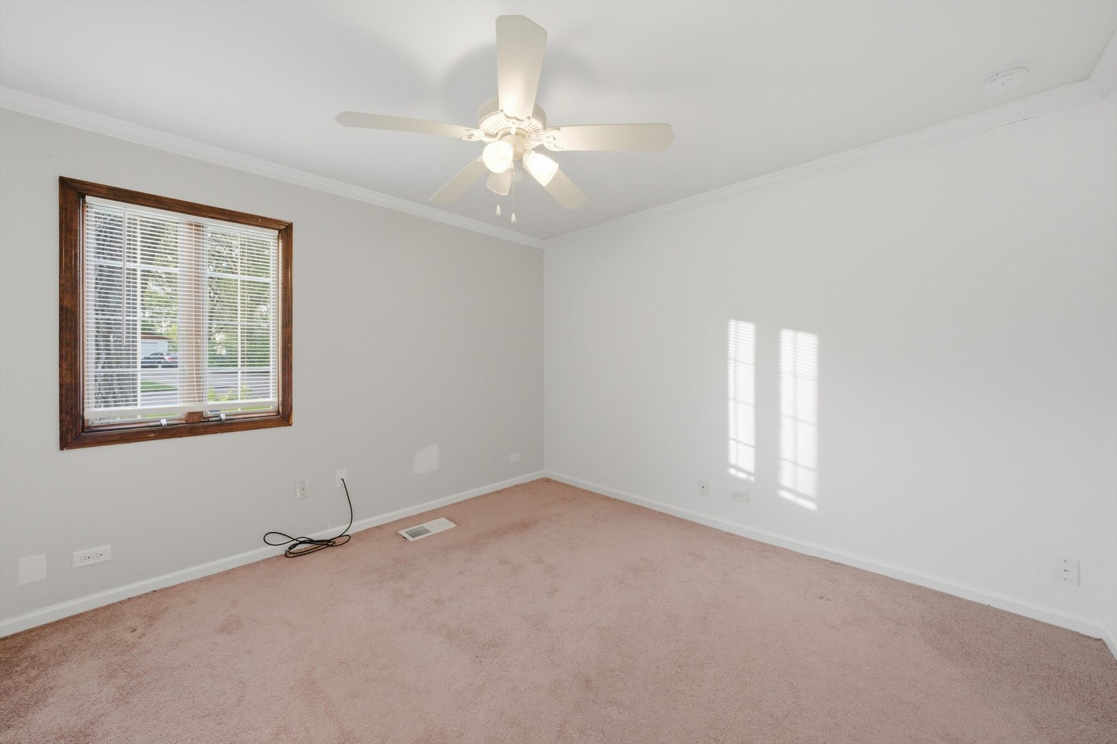 240 Mantua Street Property Photo 13
