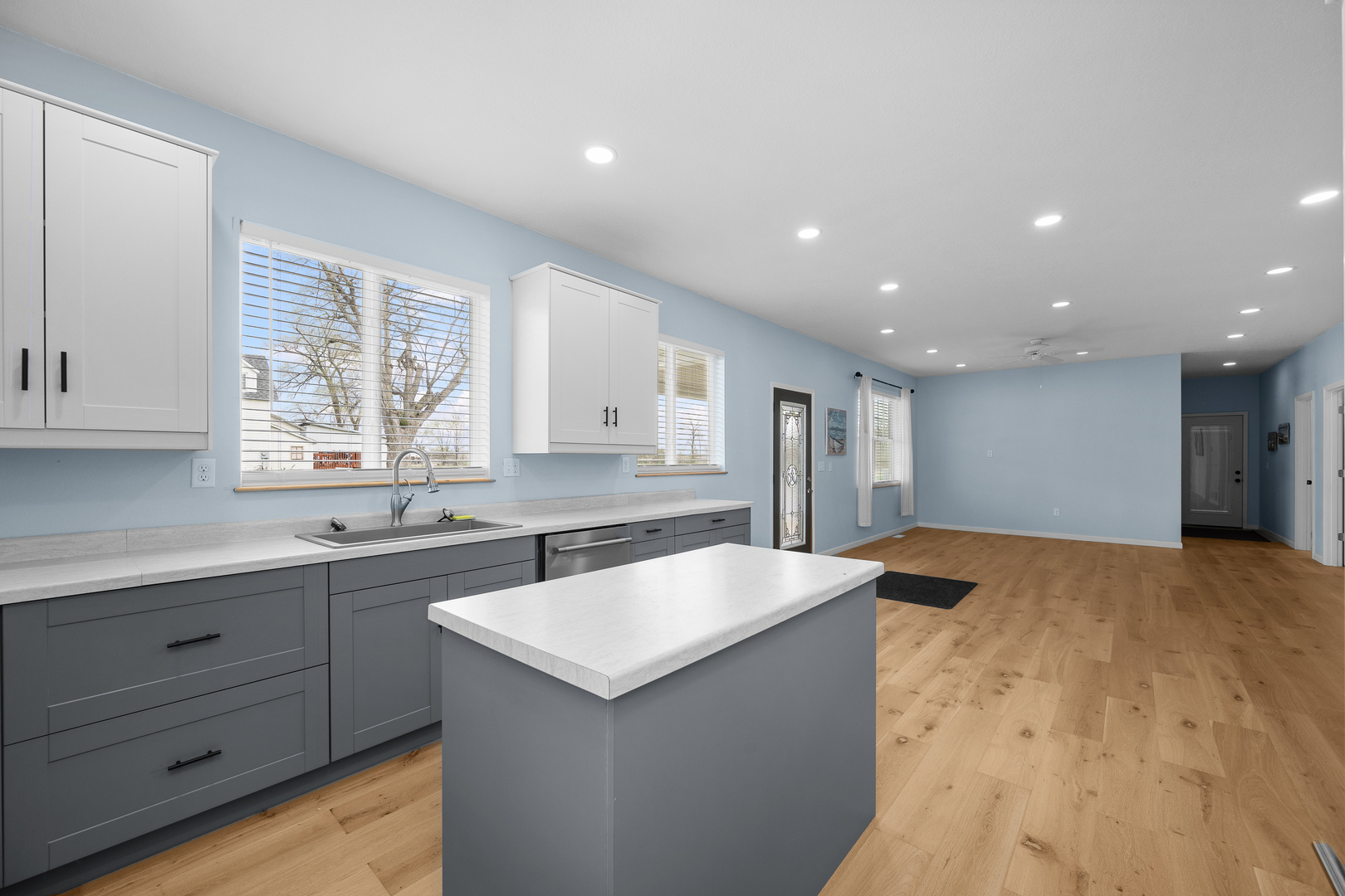 317 S. Walnut Street Property Photo 6
