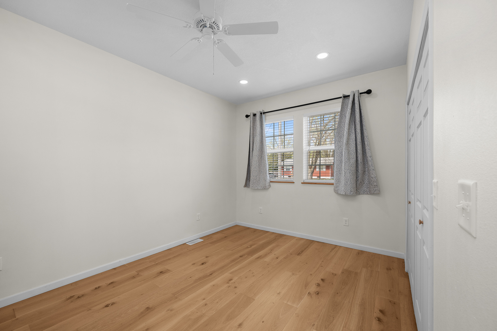 317 S. Walnut Street Property Photo 16