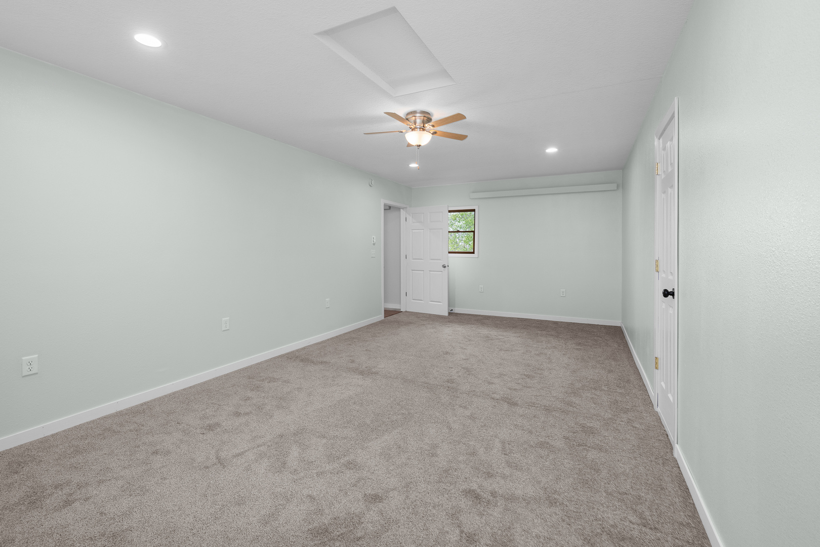 317 S. Walnut Street Property Photo 31