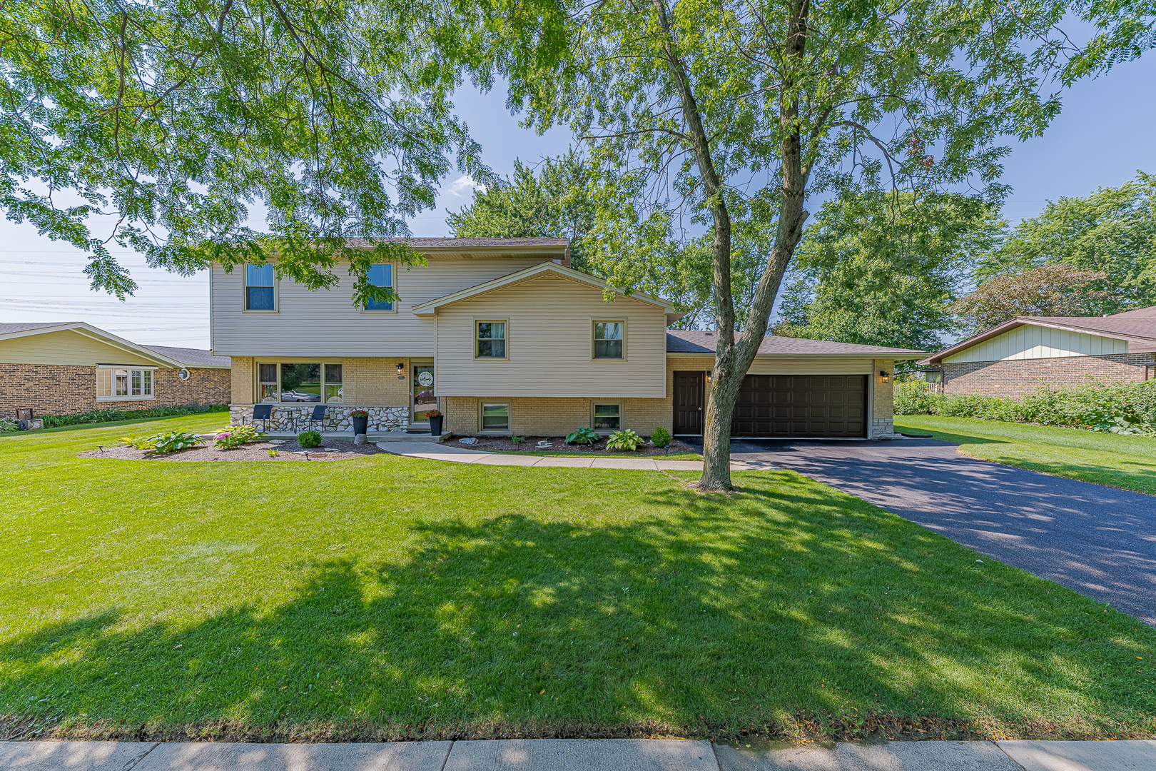 220 Pfaff Drive Property Photo 1