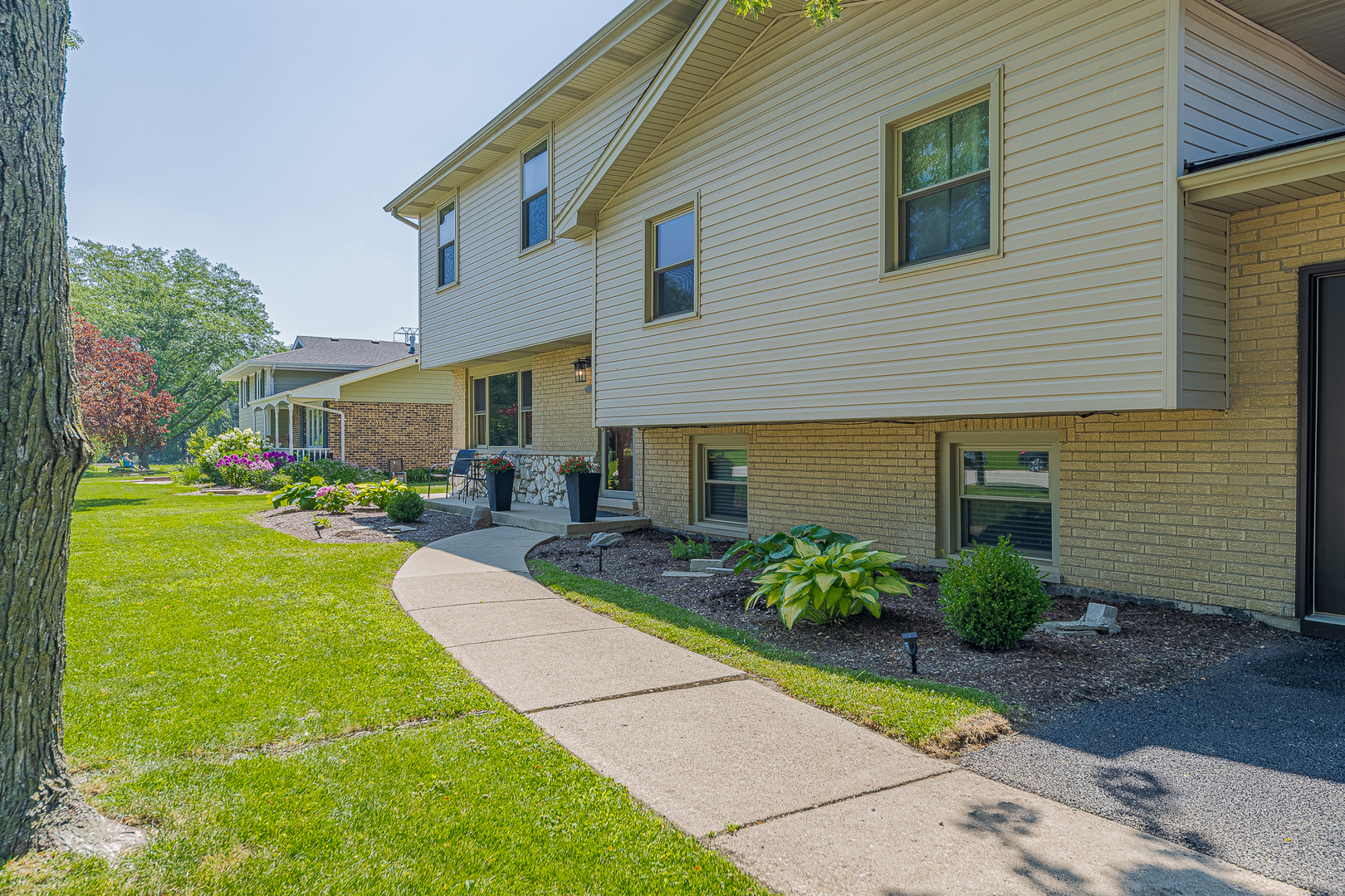 220 Pfaff Drive Property Photo 2