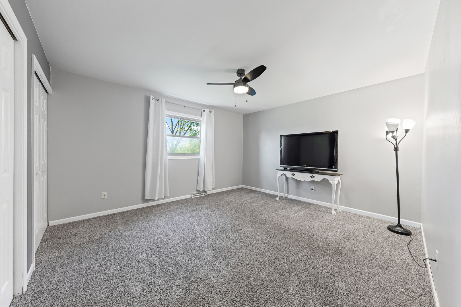 220 Pfaff Drive Property Photo 6