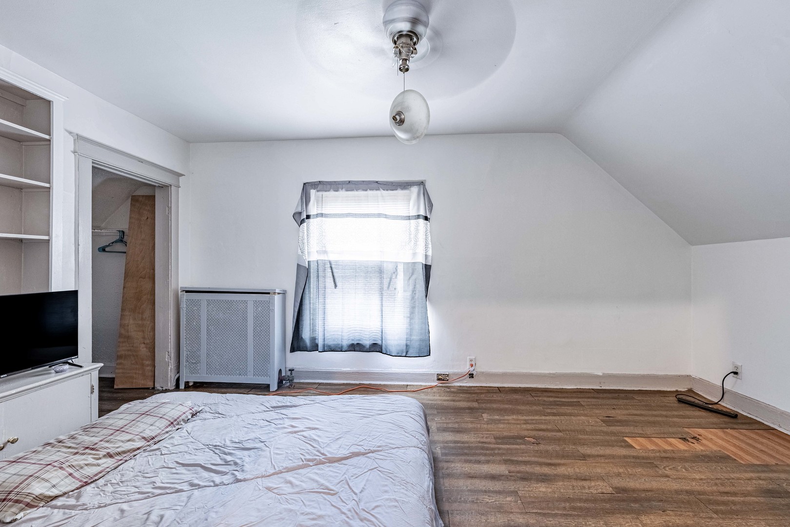 7526 S Merrill Avenue Property Photo 12
