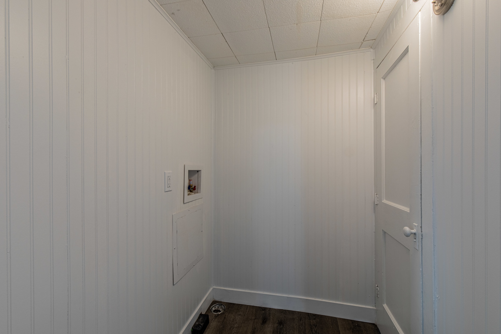 512 W Chestnut Street Property Photo 12