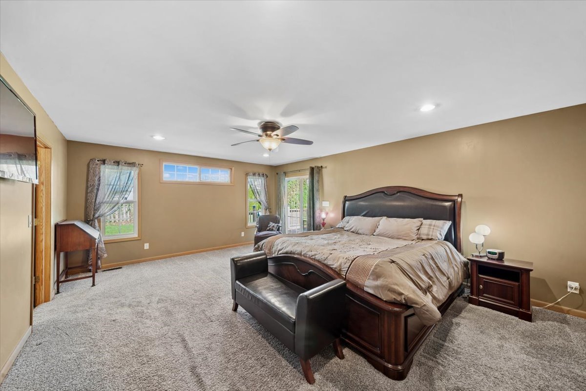 2 Division Street Property Photo 16