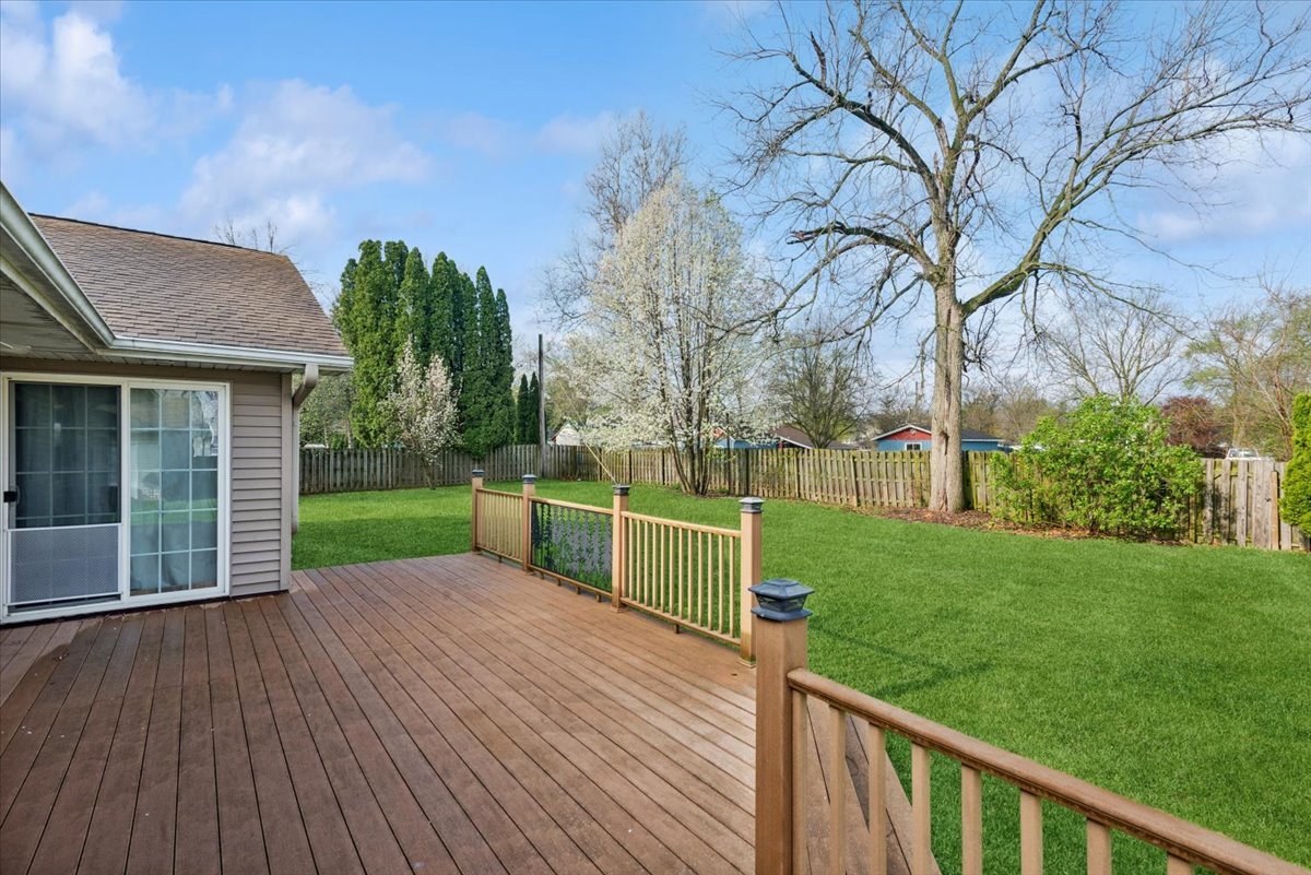2 Division Street Property Photo 40