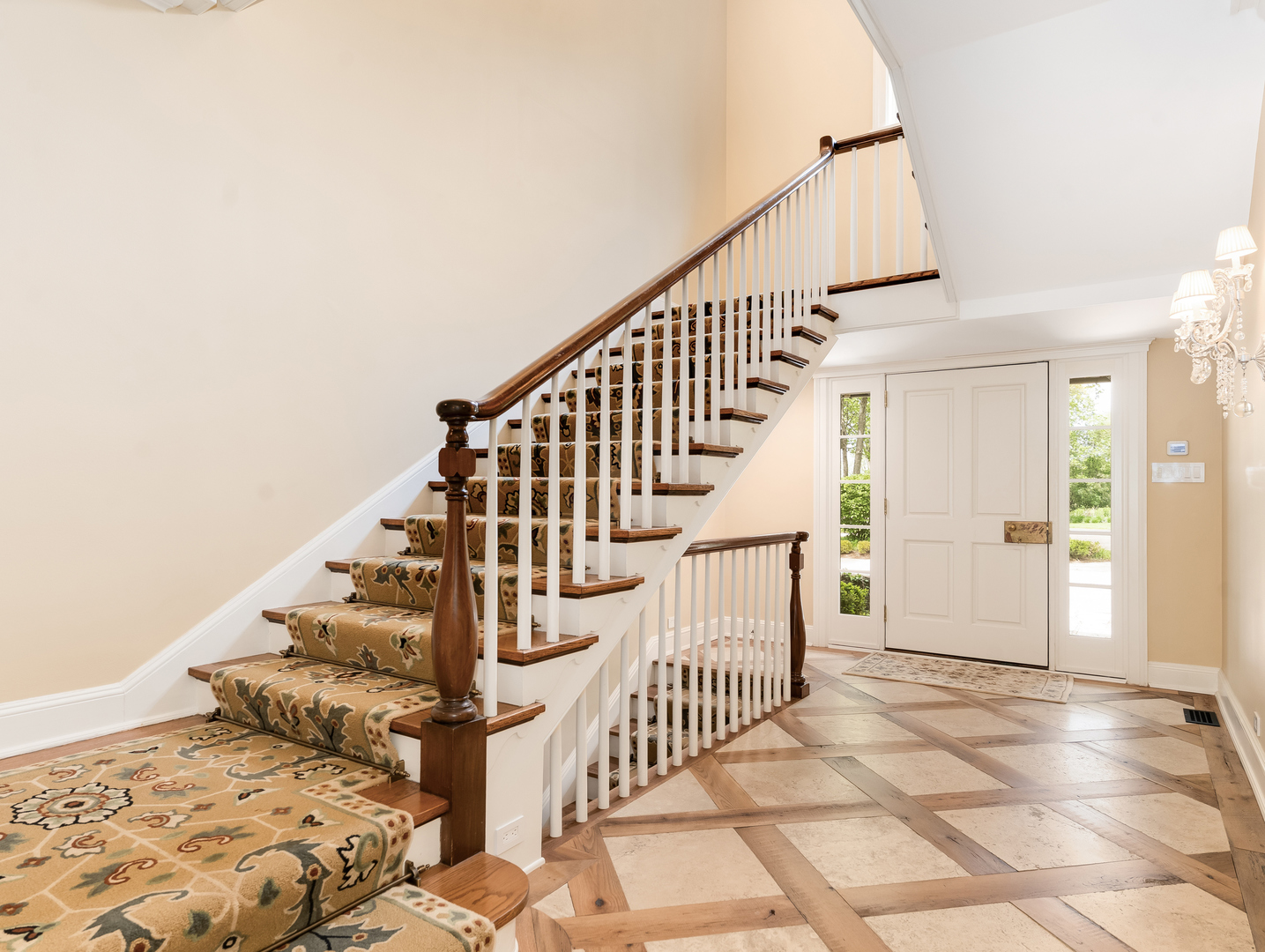 875 Country Club Road Property Photo 7