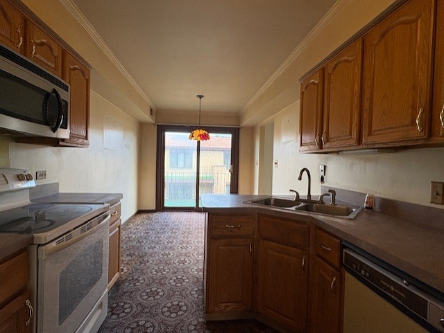 10355 Parkside Avenue 04 Property Photo 7
