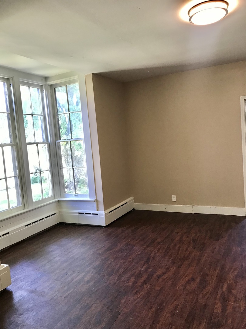 168 S Lincoln Avenue Property Photo 6