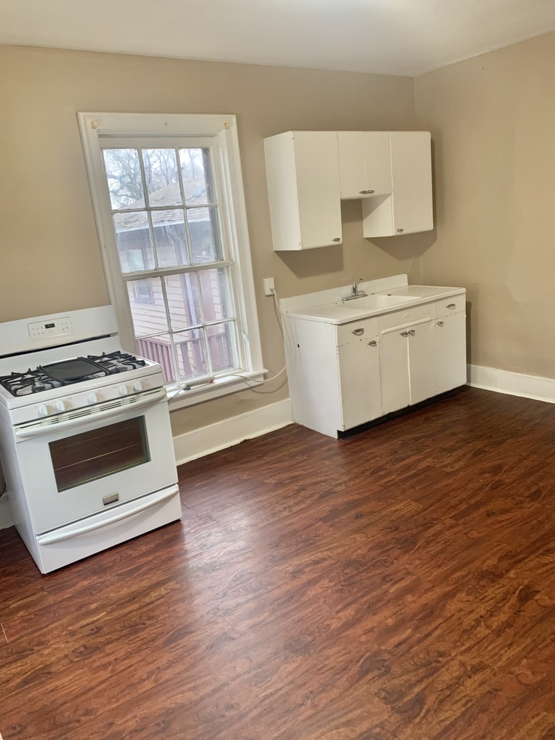 168 S Lincoln Avenue Property Photo 24