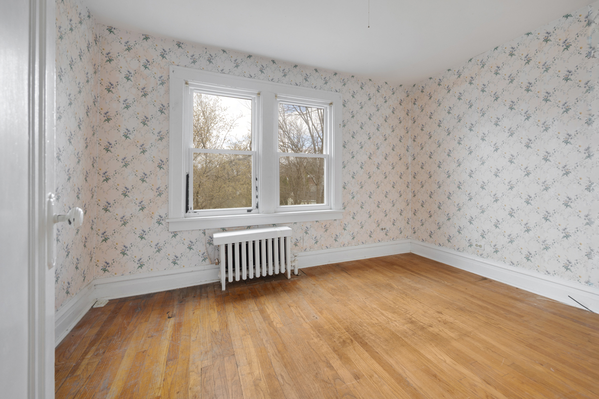 130 W Washington Street Property Photo 17
