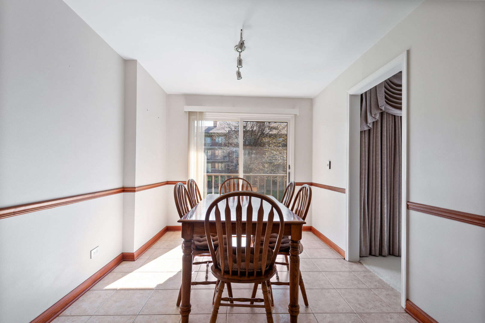 22 Park Lane 204 Property Photo 12