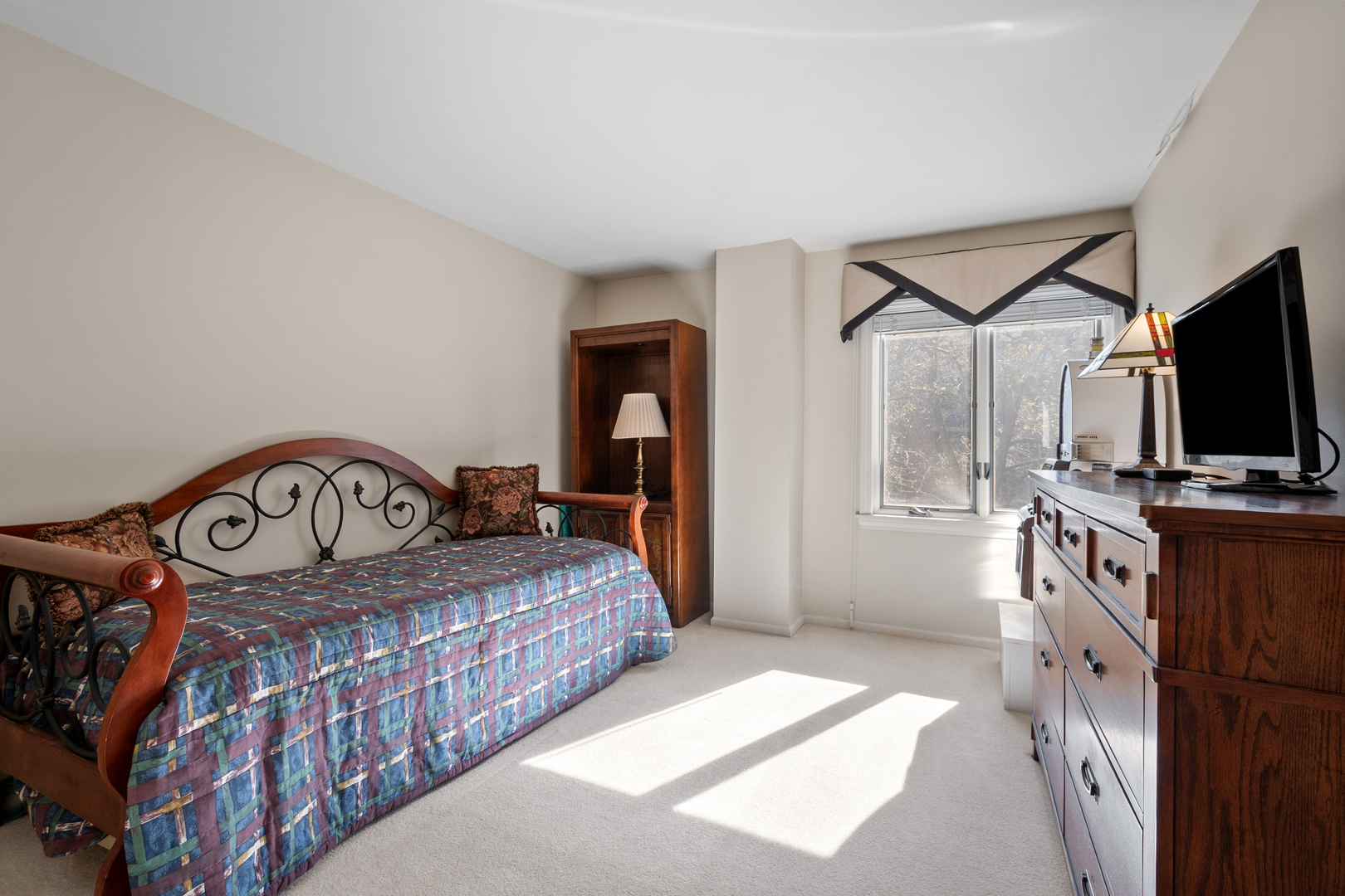 22 Park Lane 204 Property Photo 20