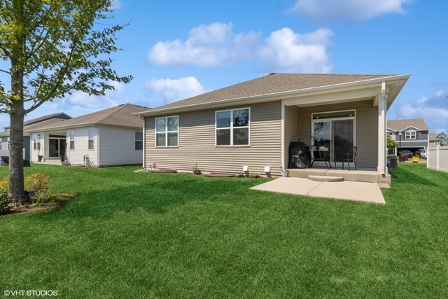 6813 Cobble Springs Lane Property Photo 14