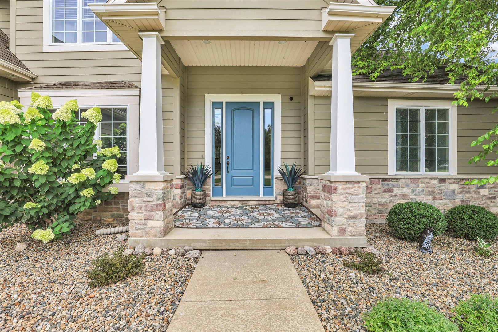 1809 N E West Lake Drive Property Photo 6