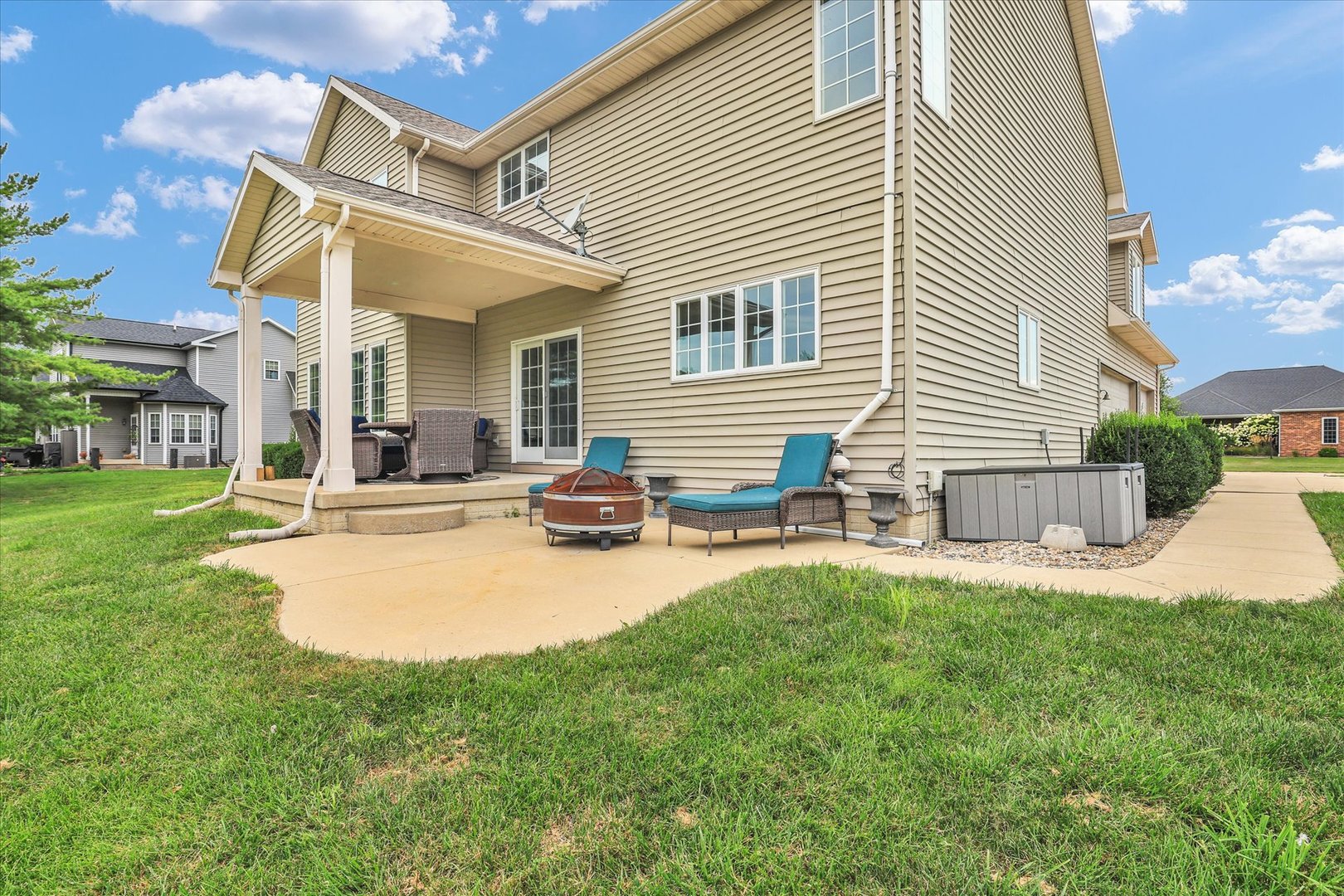 1809 N E West Lake Drive Property Photo 61