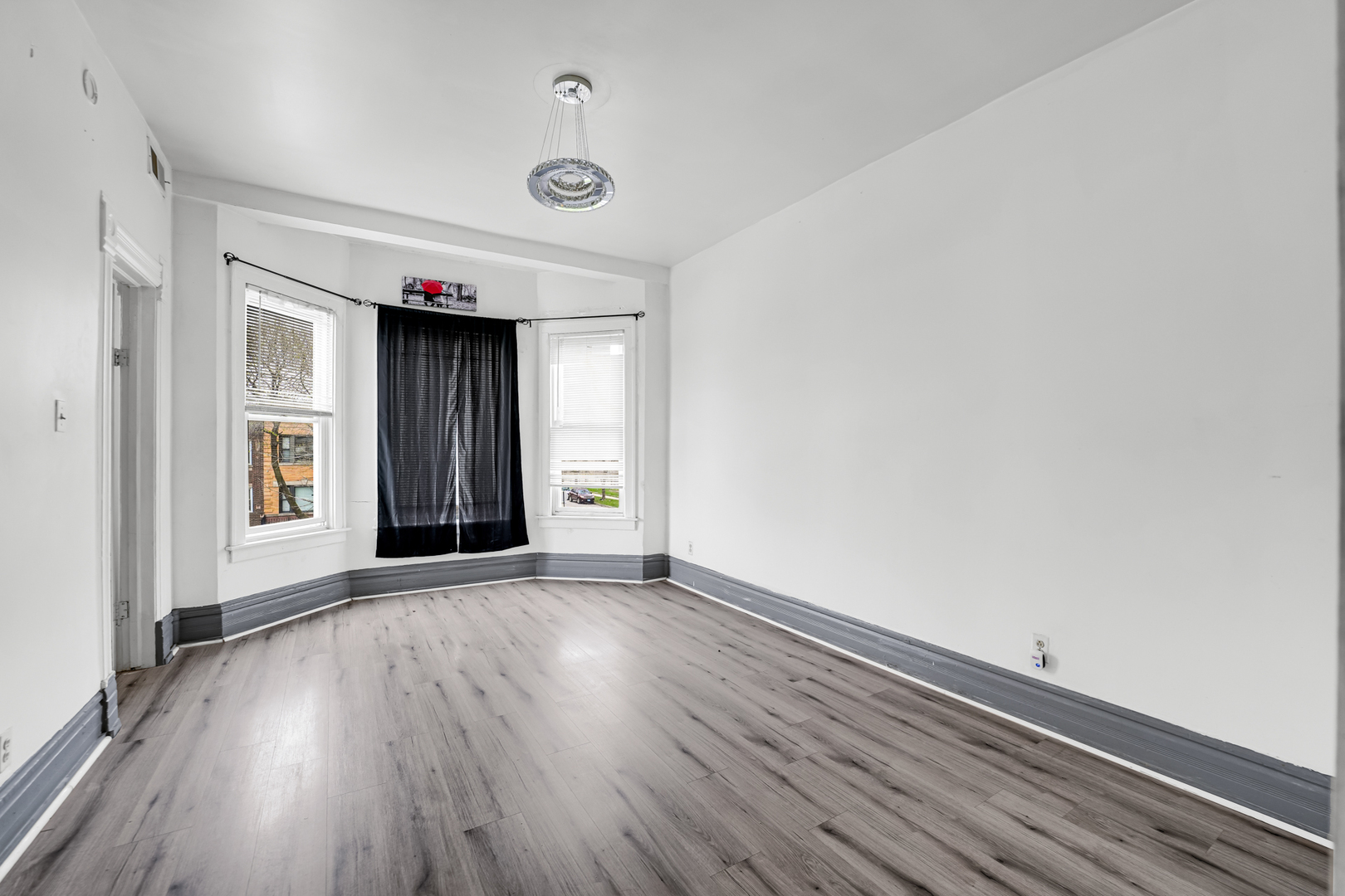 4203 W Maypole Avenue Property Photo 10