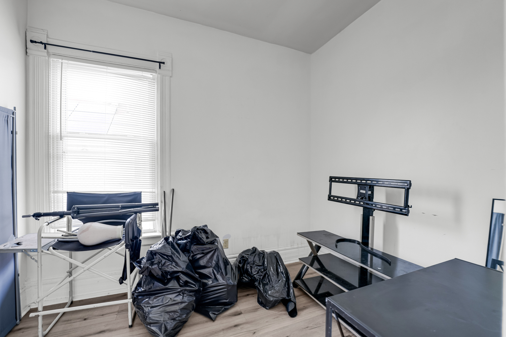 4203 W Maypole Avenue Property Photo 14