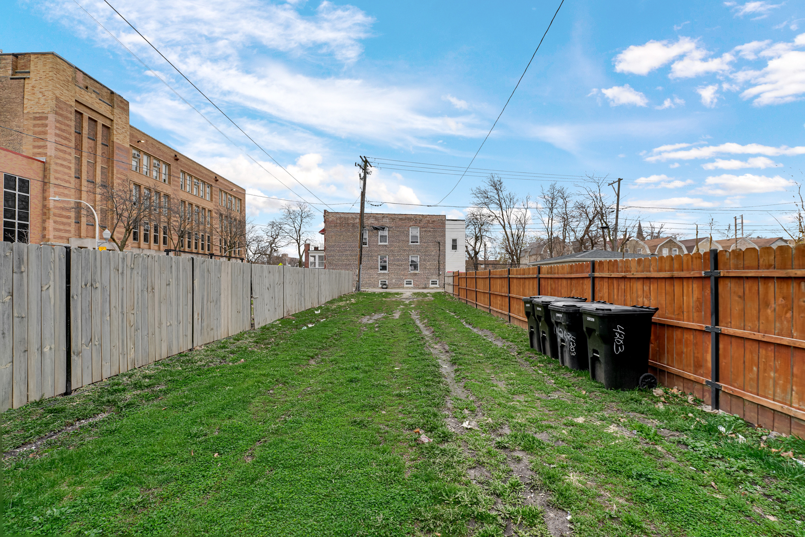 4203 W Maypole Avenue Property Photo 20
