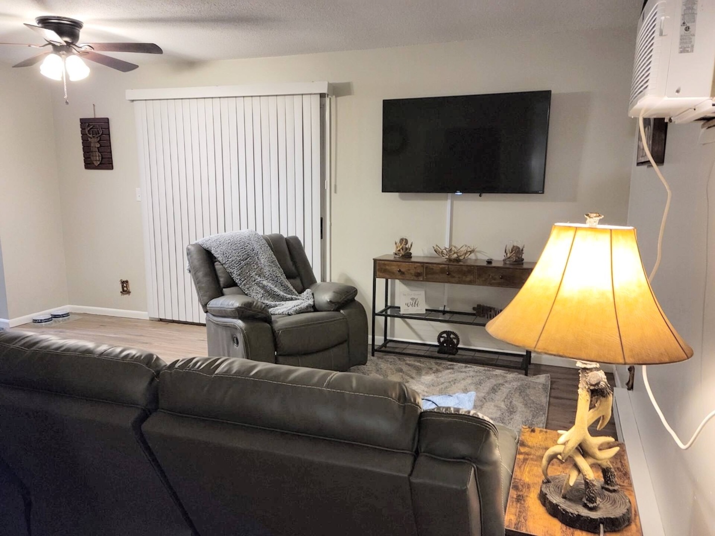 303 White Deer Run Property Photo 8