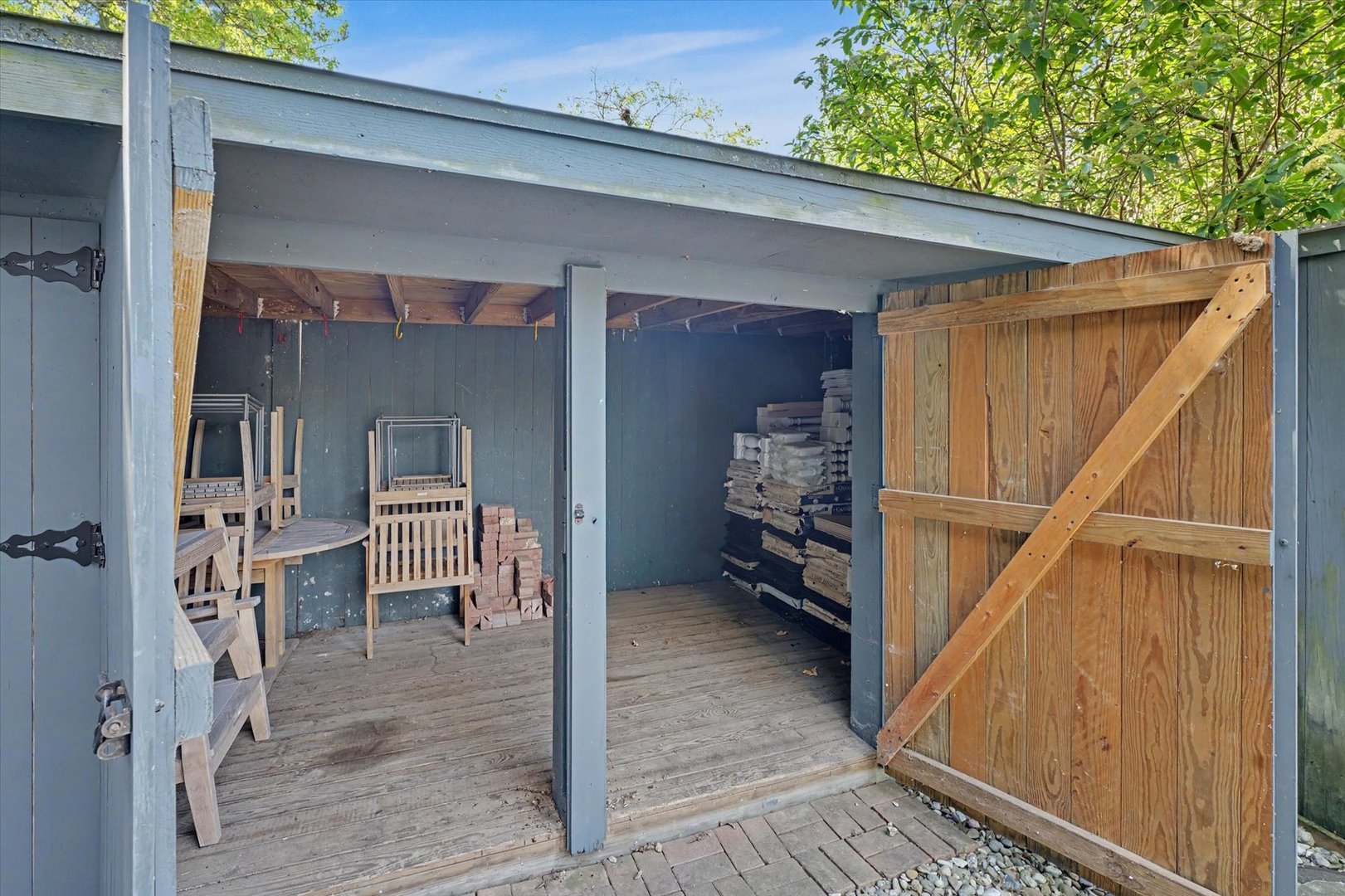1203 Sussex Court Property Photo 60