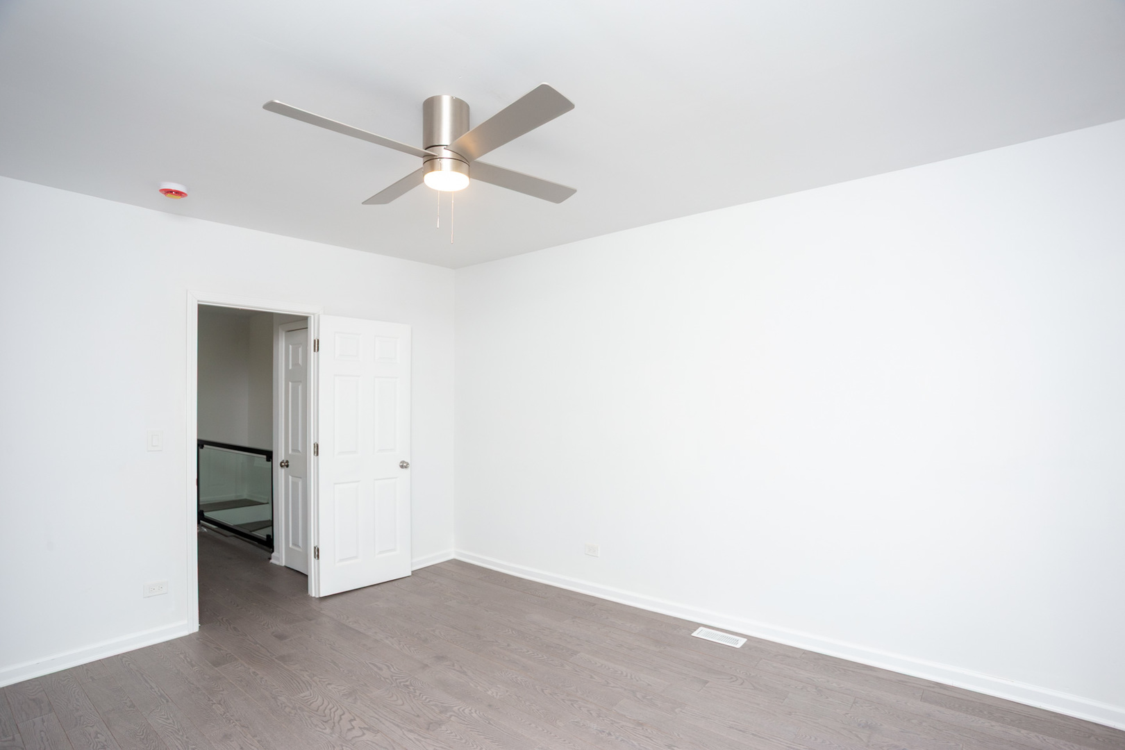 8810 S Morgan Street Property Photo 8
