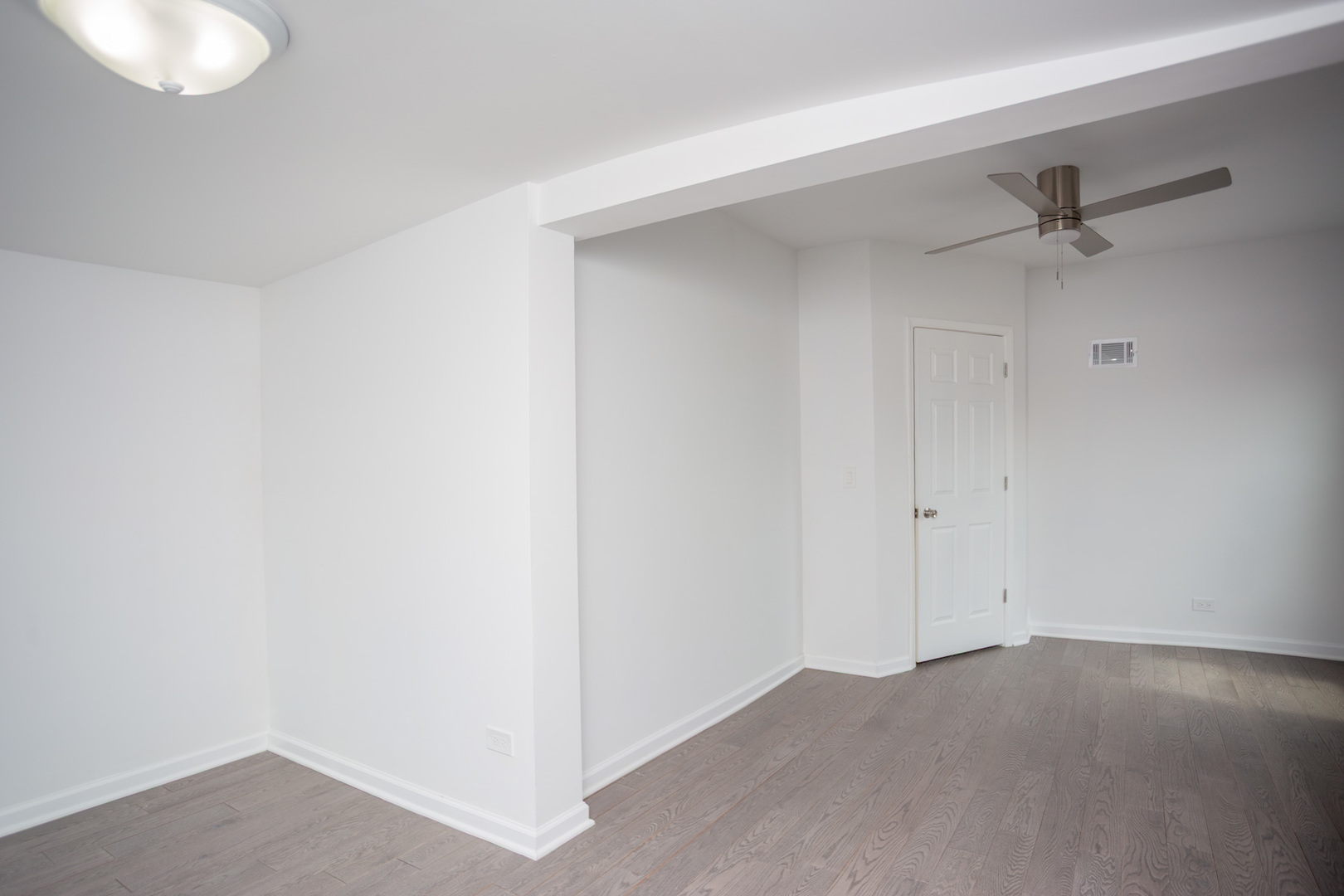 8810 S Morgan Street Property Photo 11