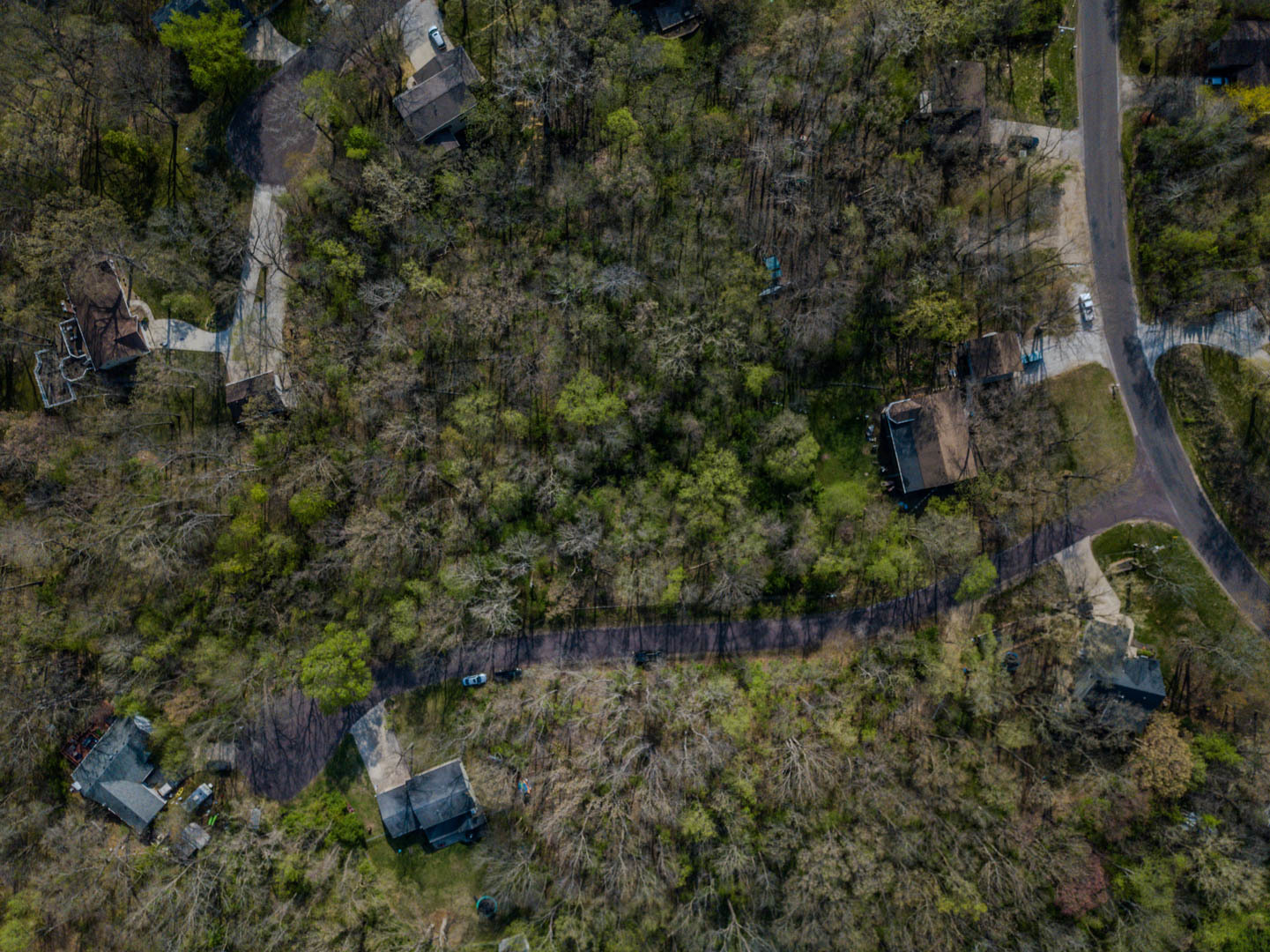 56,57 Summit Drive Property Photo 14
