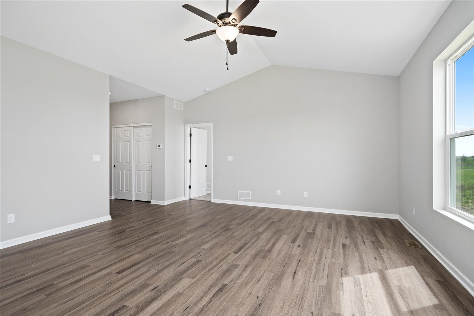 445 Windmill Way Property Photo 4